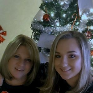 Meet your Posher, Donna dow